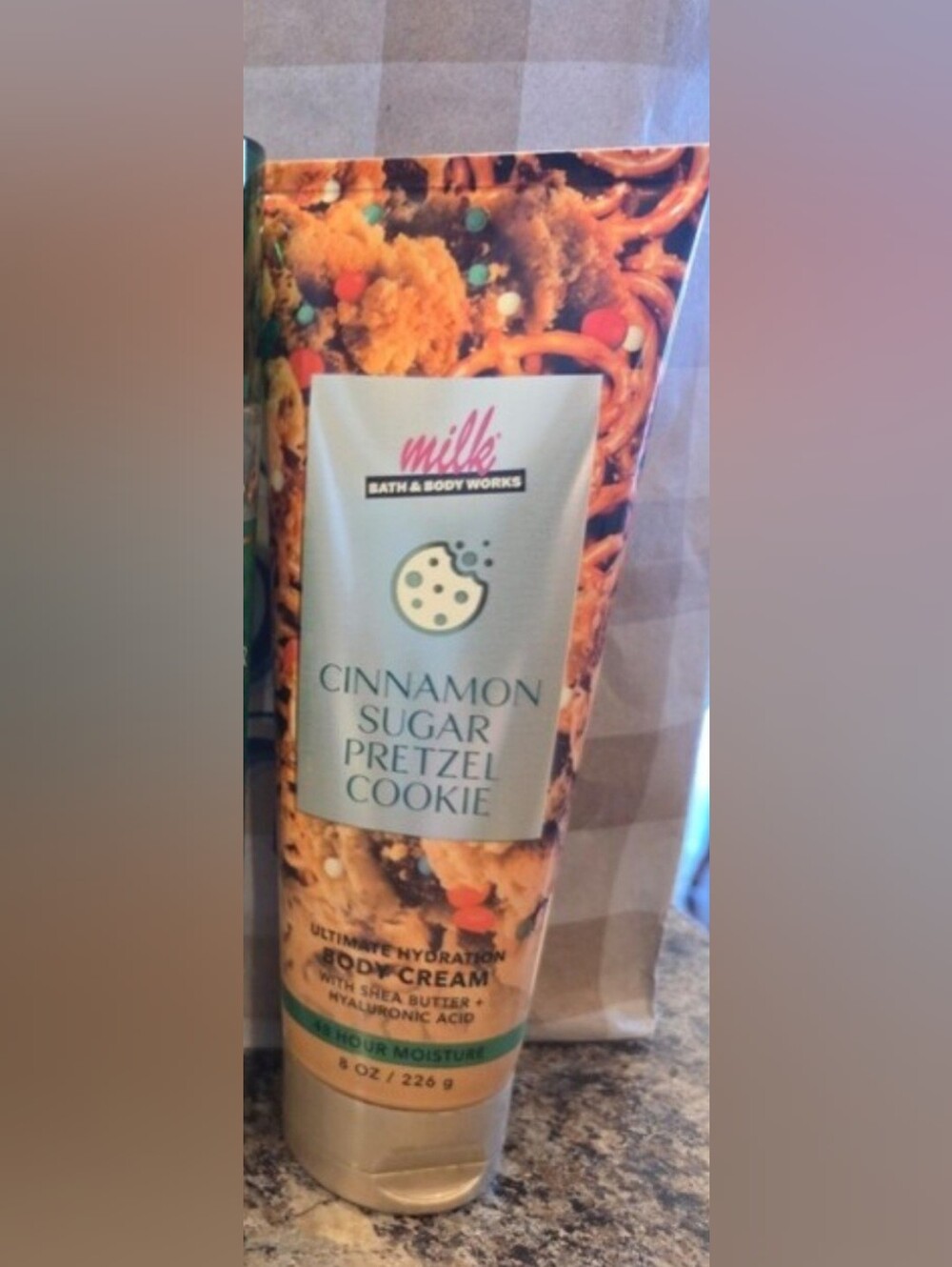 Bath & Body Works Cinnamon Sugar Pretzel Cookie Body Cream
